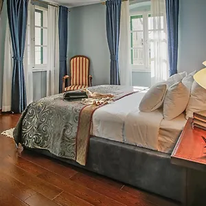 Bed & Breakfast Theatre Luxury ****
