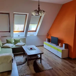 Apartman Tudor