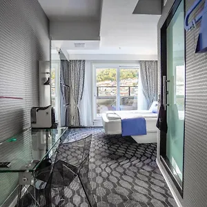 Magic & Kloverhuset 4* Μπέργκεν