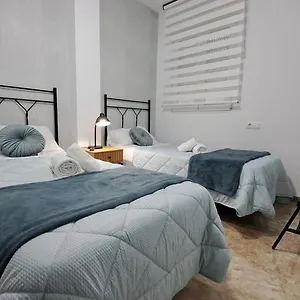 apartamentos-maria-cristina.es-andalucia.com/
