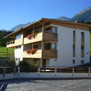 apartments-karlhof.innsbruckaustriahotels.com/