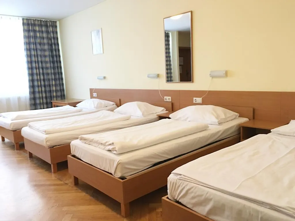 ***  Hotel Geblergasse Viena Austria